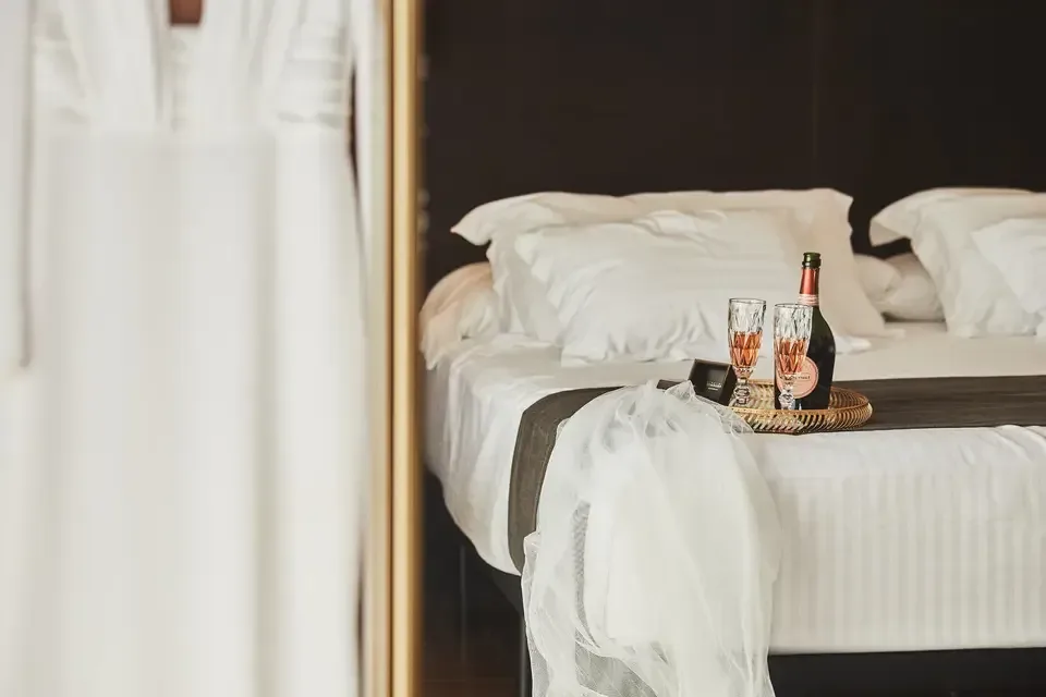 HOTEL HO